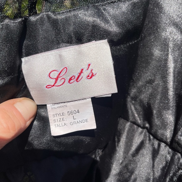 Unique Vintage, gothic maxi formal
dress - Picture 8 of 8